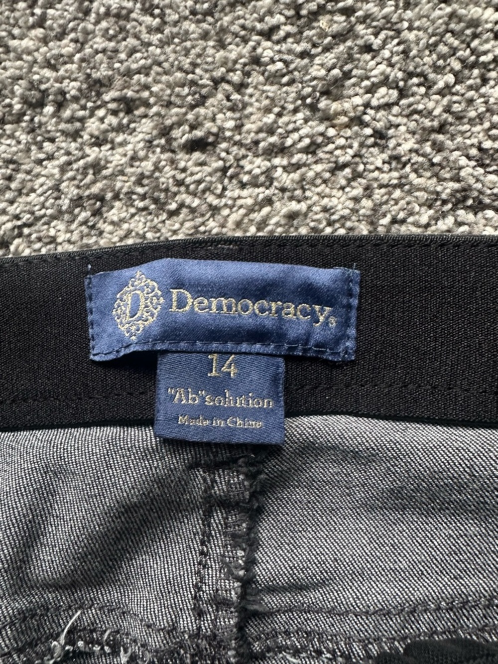 Democracy Black High-Rise Slim Straight Jeans - Picture 4 of 4